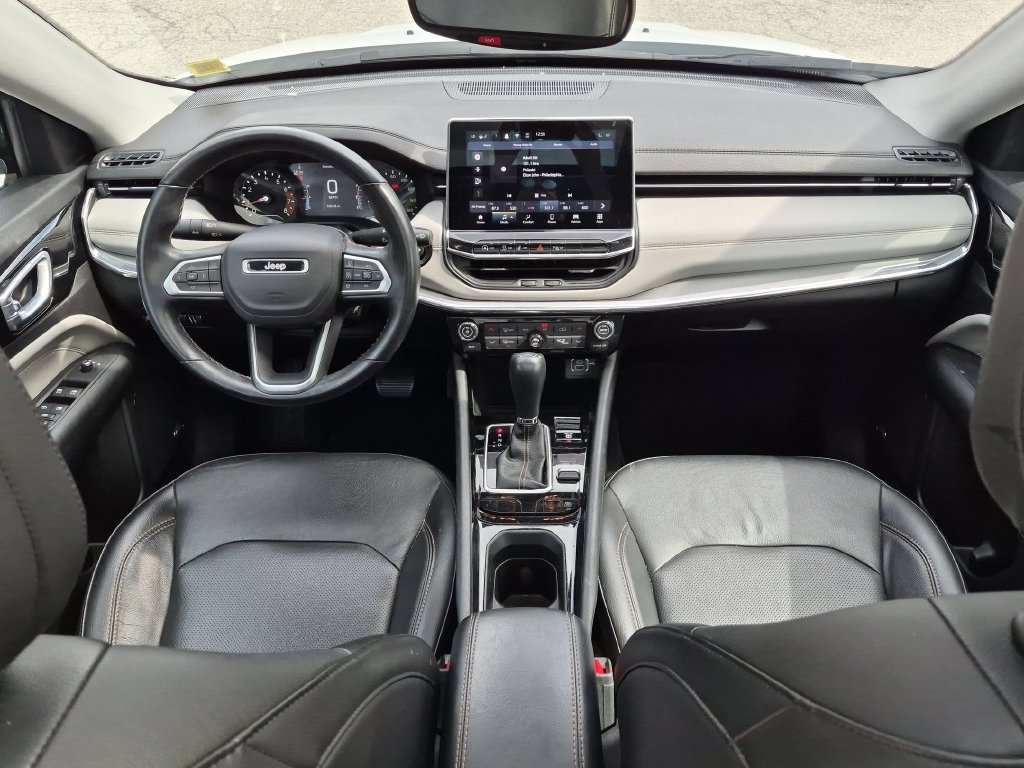 Used 2022 Jeep Compass Limited w/ Sun and Sound Group AWD/4WD image 21