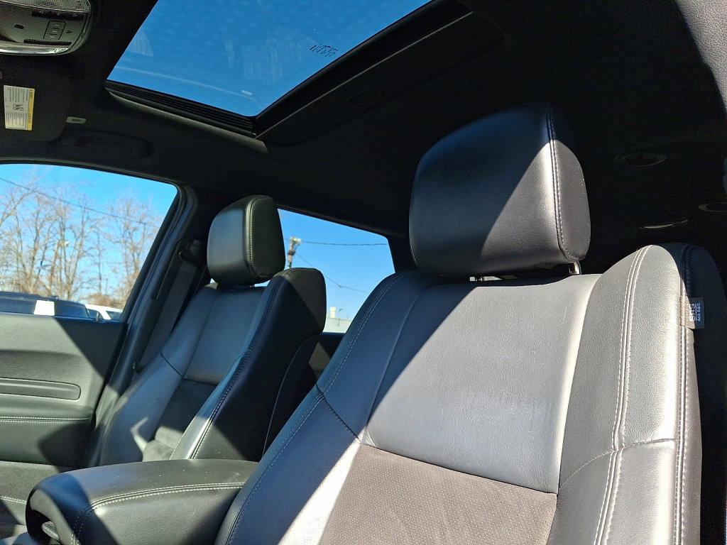 Used 2022 Dodge Durango GT image 24