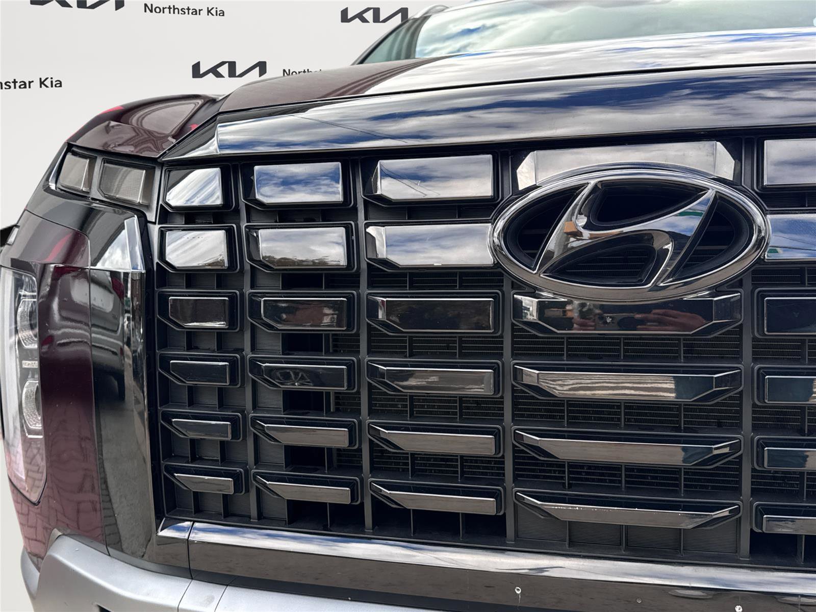 Used 2023 Hyundai Palisade SEL w/ Winter Package image 28