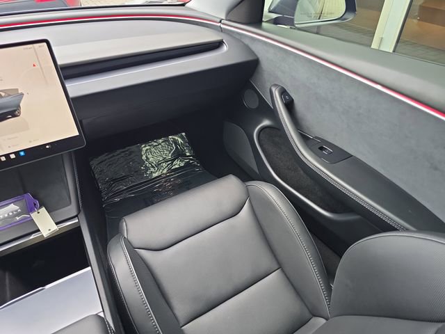 Used 2024 Tesla Model 3 Performance image 14