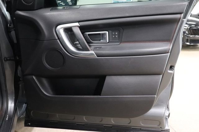 Used 2017 Land Rover Discovery Sport HSE image 22