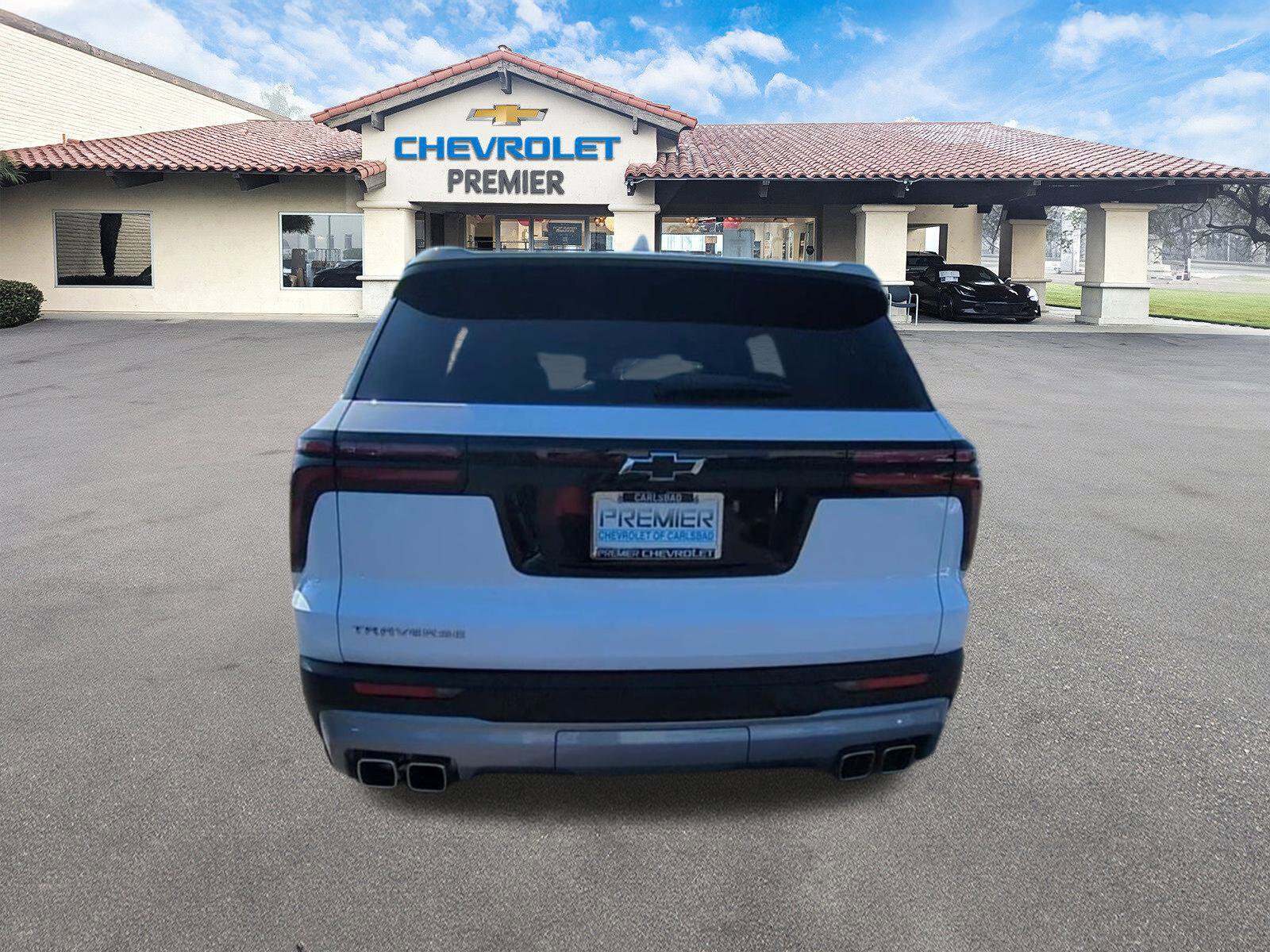 New 2025 Chevrolet Traverse LT w/ Enhanced Driving Package image 7