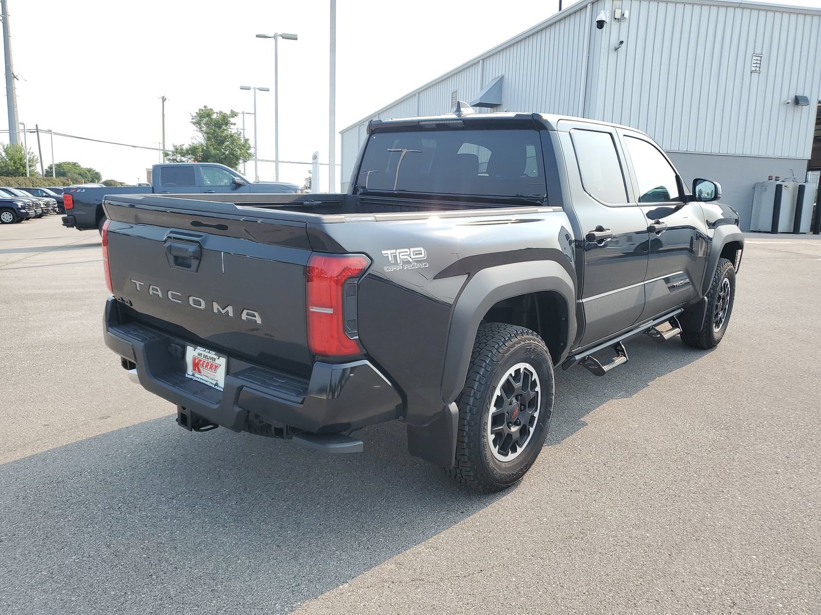 Used 2026 Toyota Tacoma TRD Off-Road AWD/4WD image 4