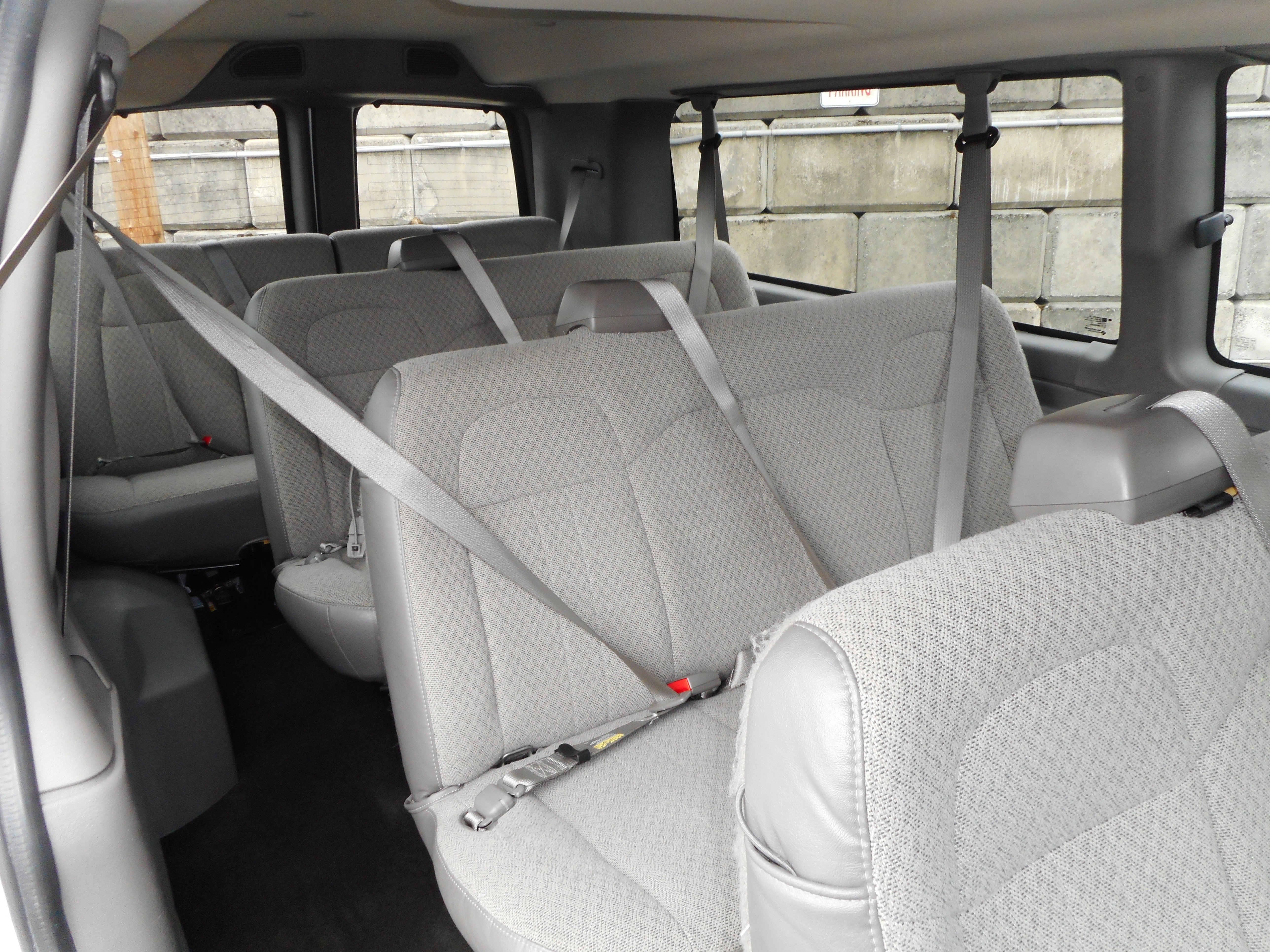 Used 2016 Chevrolet Express 3500 LT w/ LT Preferred Equipment Group RWD image 21
