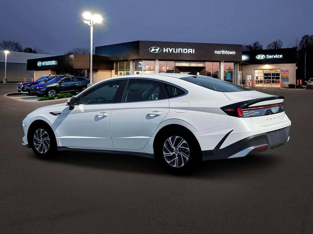 New 2026 Hyundai Sonata Blue FWD image 8