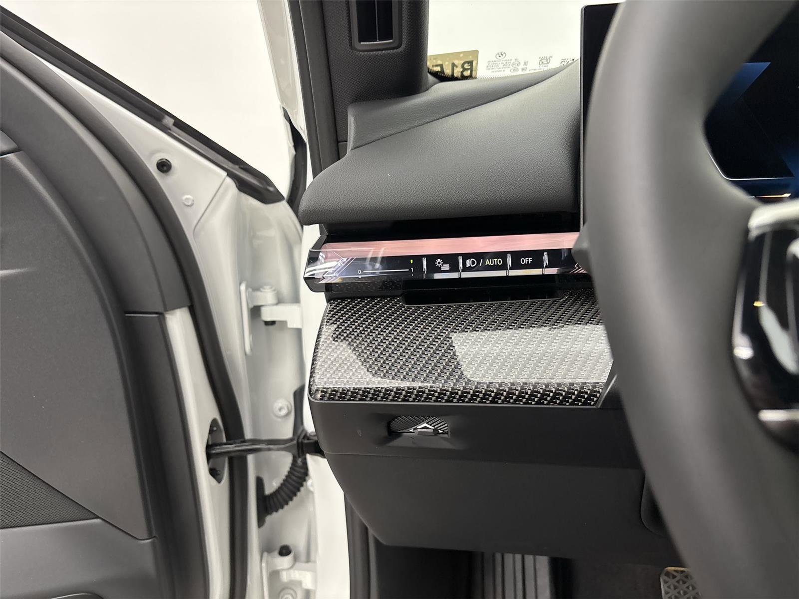 New 2026 BMW i5 eDrive40 AWD/4WD image 31