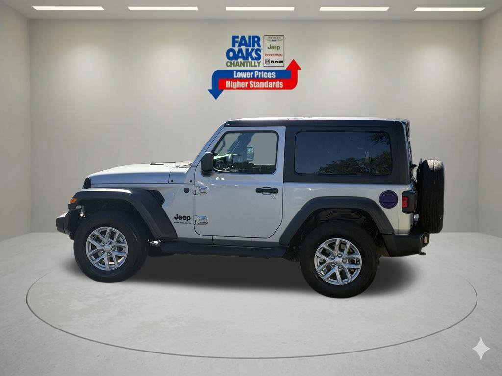 Used 2023 Jeep Wrangler Sport AWD/4WD image 10