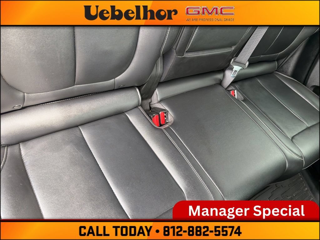 Used 2023 Jeep Grand Cherokee Limited w/ Trailer Tow Prep Group (B) AWD/4WD image 6