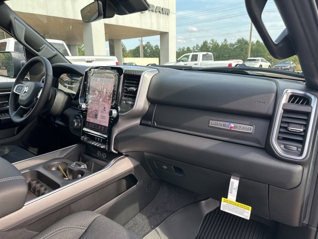 New 2026 RAM 1500 4x4 Crew Cab image 49