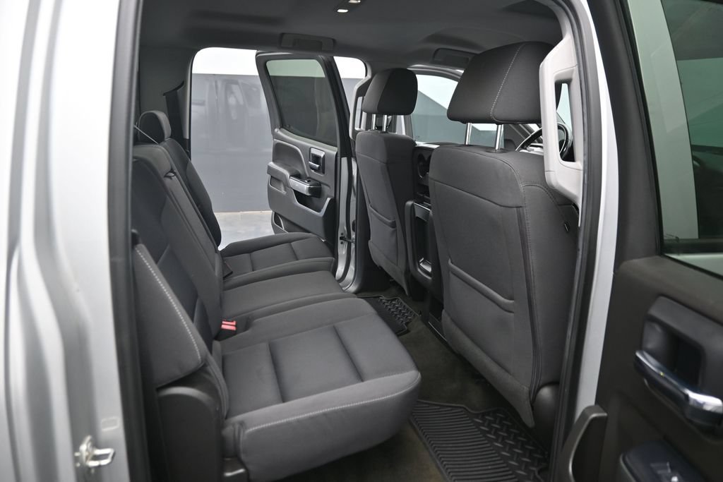 Used 2018 Chevrolet Silverado 1500 LT w/ All Star Edition AWD/4WD image 26