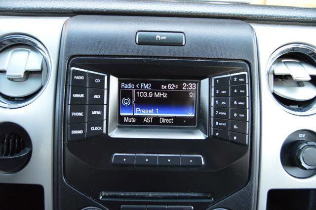 Used 2013 Ford F150 XLT w/ Mid Equipment Group image 23