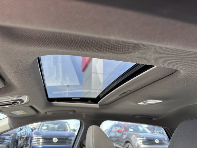 Used 2024 Hyundai Elantra SEL w/ Convenience Package image 15