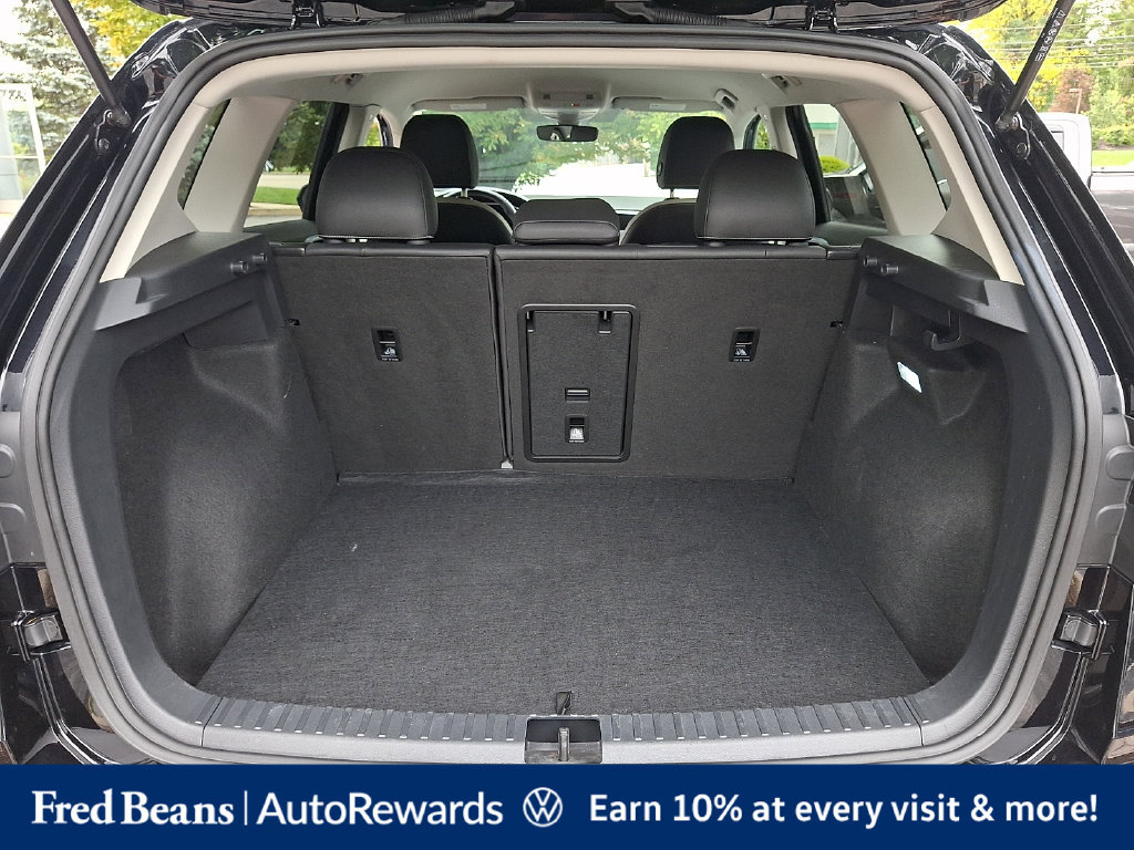 Certified 2025 Volkswagen Taos SE AWD/4WD image 33