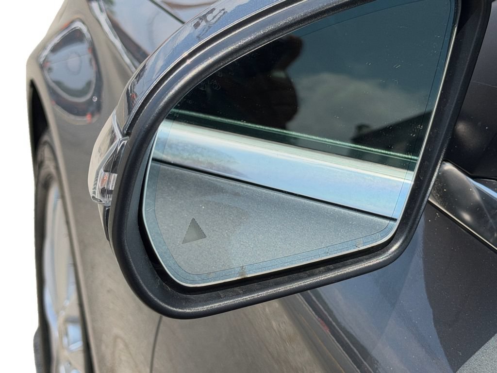 Used 2019 Mercedes-Benz C 300 4MATIC Sedan w/ Premium Package image 28