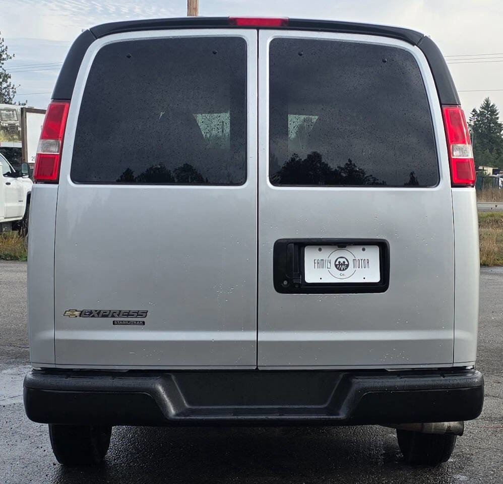 Used 2015 Chevrolet Express 2500 LS image 7