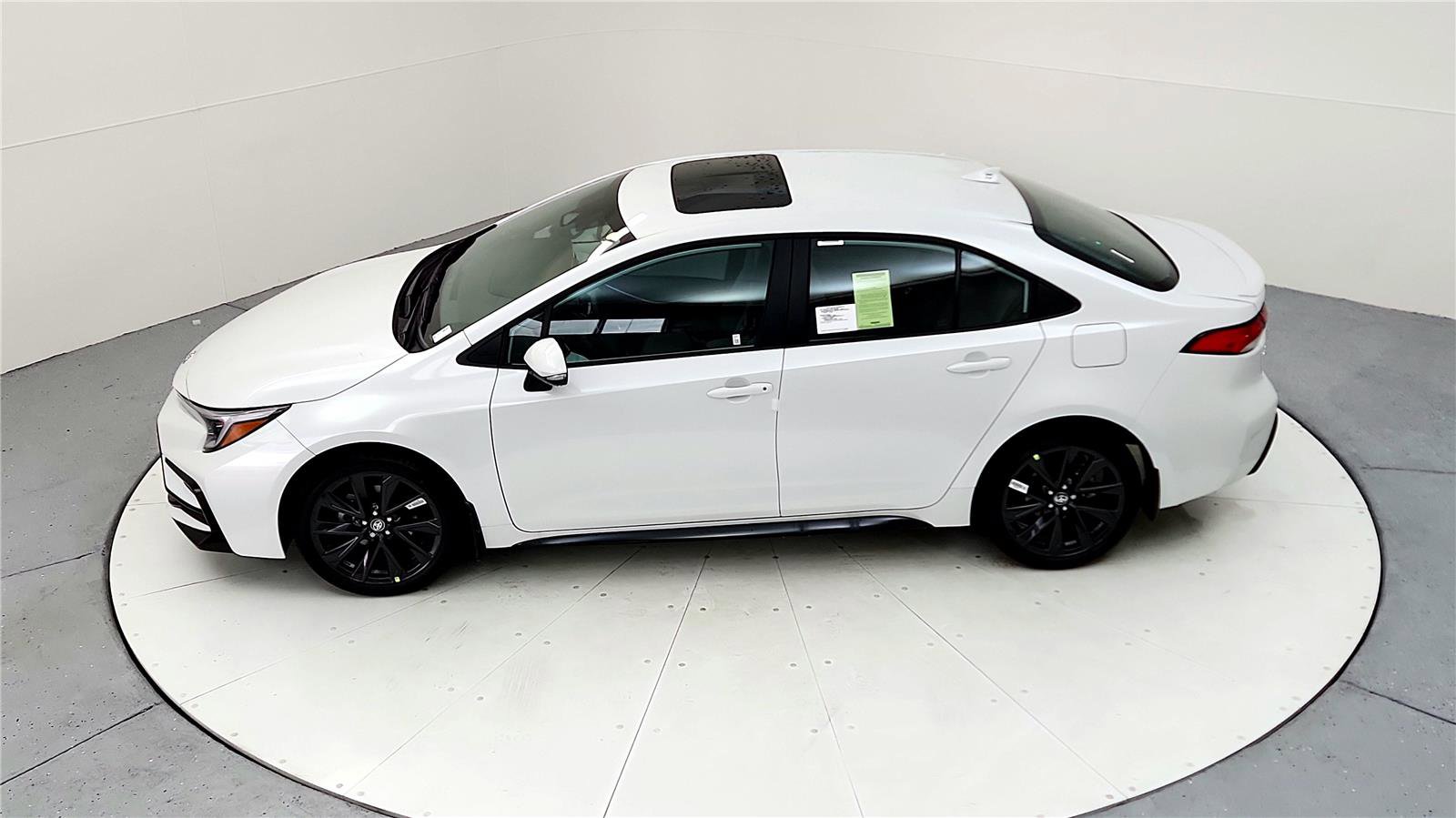 Certified 2023 Toyota Corolla SE w/ SE Premium Package image 16