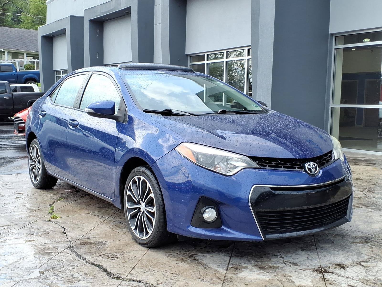 Used 2015 Toyota Corolla S FWD image 1