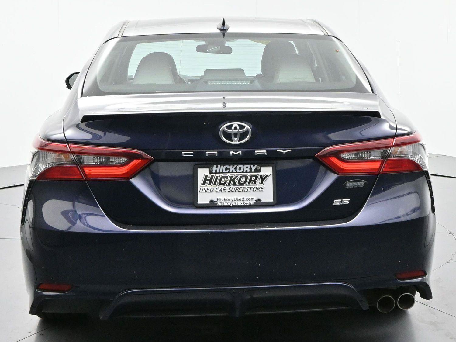 Used 2021 Toyota Camry SE FWD image 6