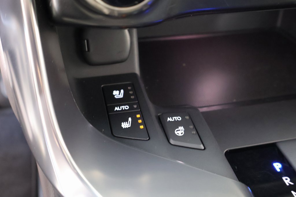 Used 2023 Lexus LX 600 4WD w/ Appearance Package image 8