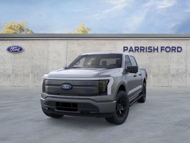 New 2025 Ford F150 Lightning XLT image 2