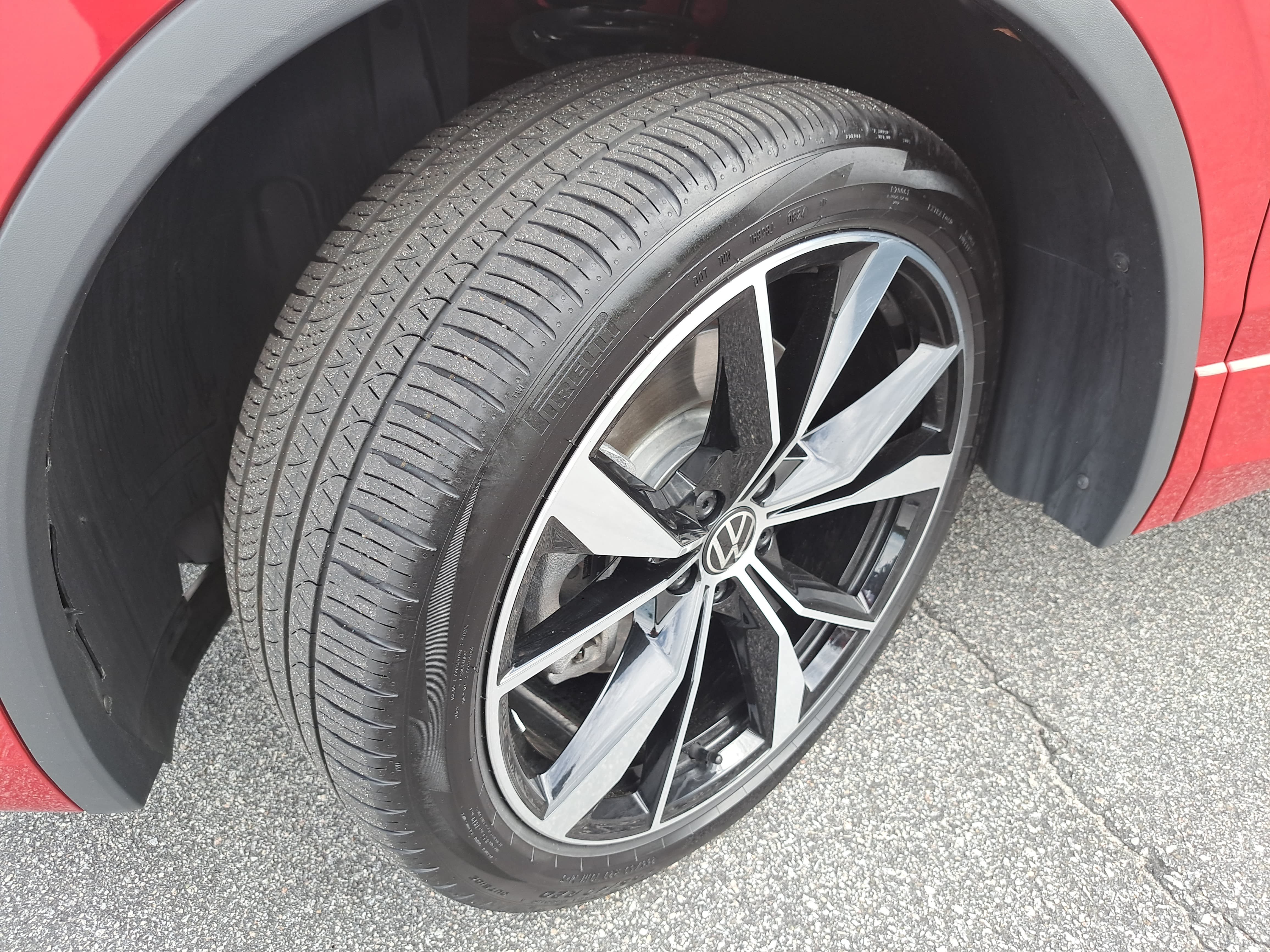 Certified 2024 Volkswagen Tiguan SEL R-Line AWD/4WD image 31