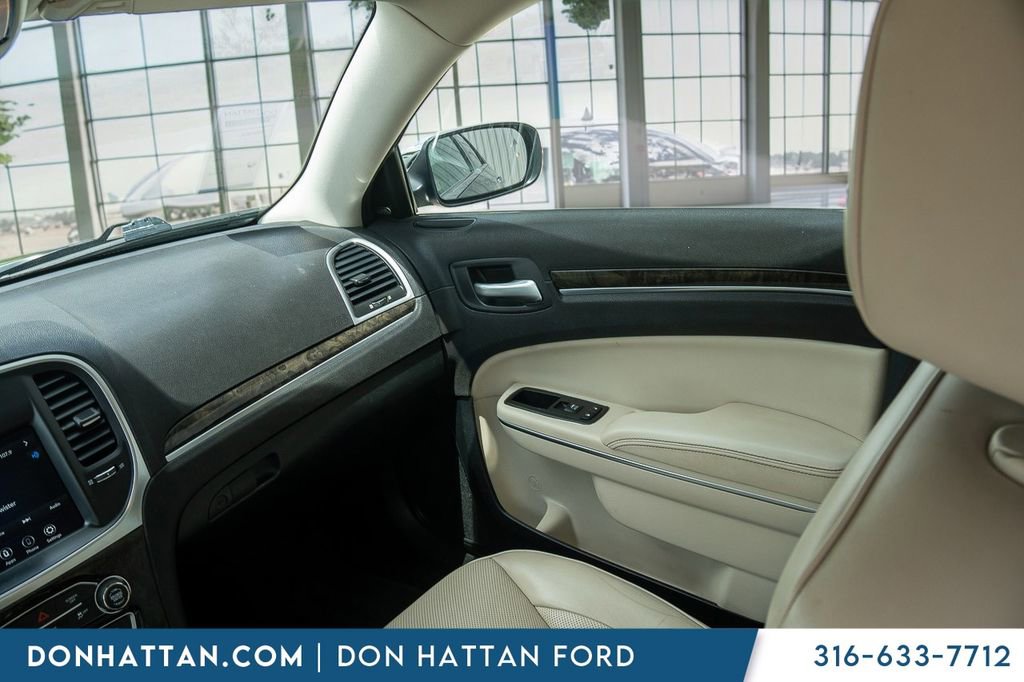 Used 2018 Chrysler 300 Limited w/ Safetytec Plus Group RWD image 16