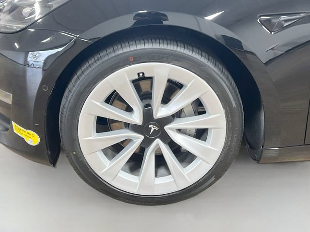 Used 2022 Tesla Model 3 Long Range AWD/4WD image 32