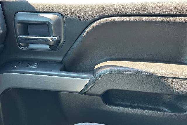 Used 2019 Chevrolet Silverado 1500 LT w/ All Star Edition AWD/4WD image 17