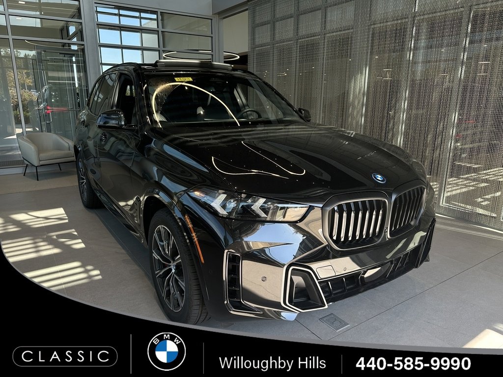 New 2026 BMW X5 xDrive50e w/ M Sport Package