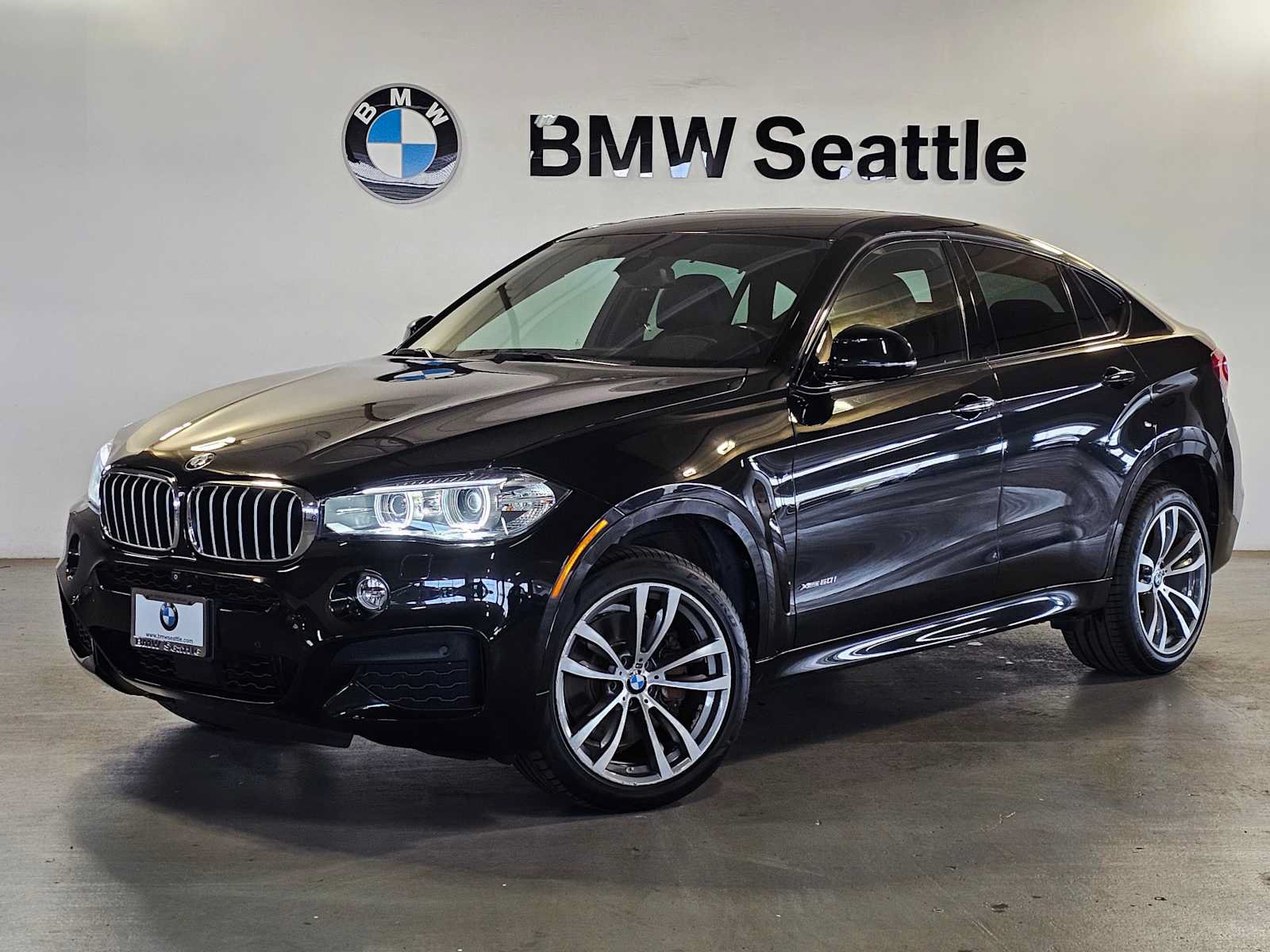 Used 2015 BMW X6 xDrive50i AWD/4WD image 1