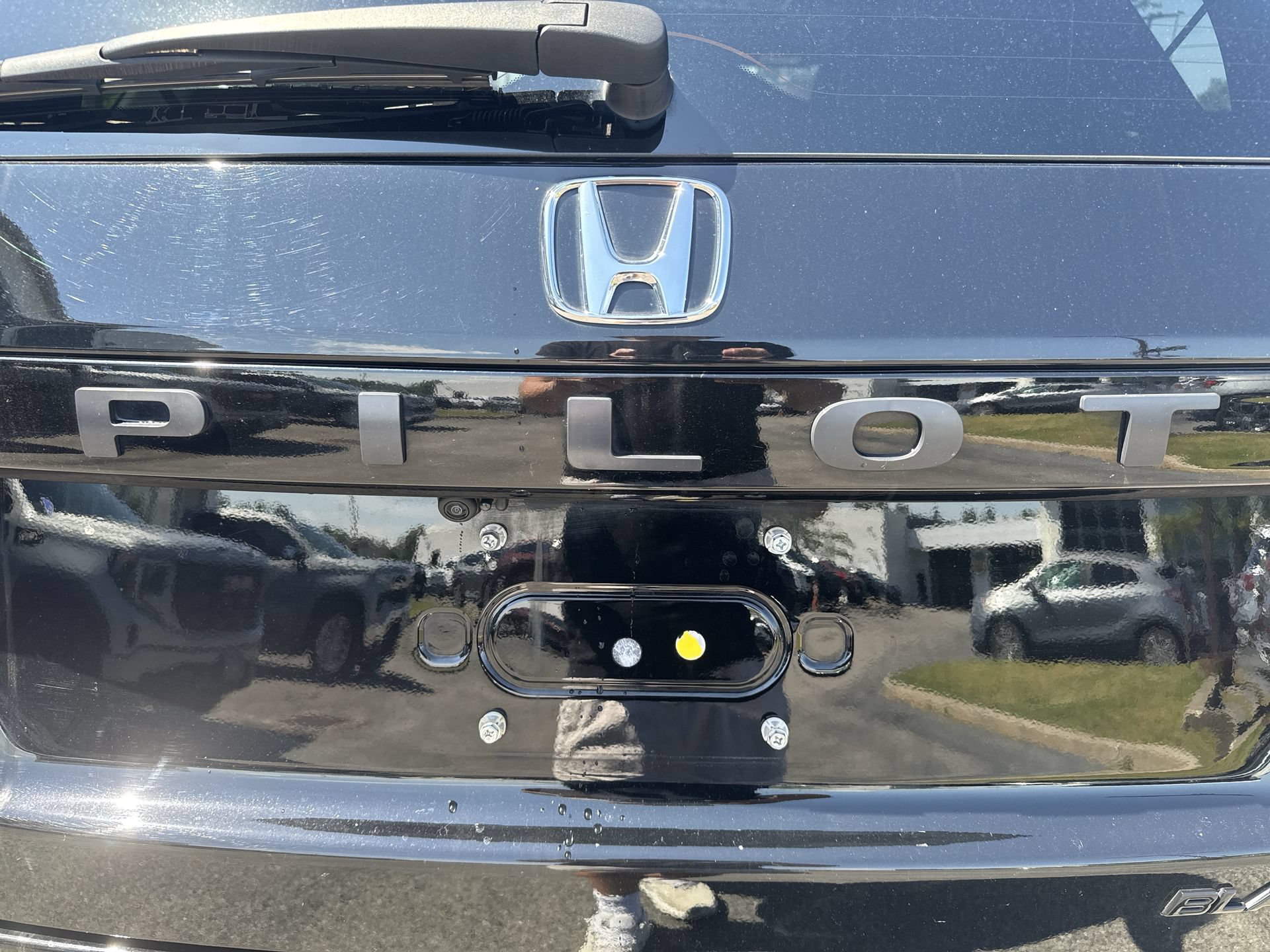 Used 2025 Honda Pilot Black Edition image 32