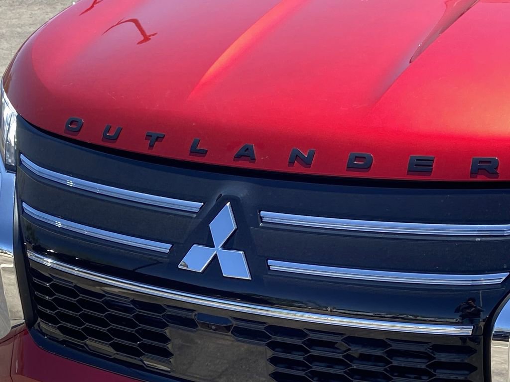 New 2026 Mitsubishi Outlander SEL FWD image 28