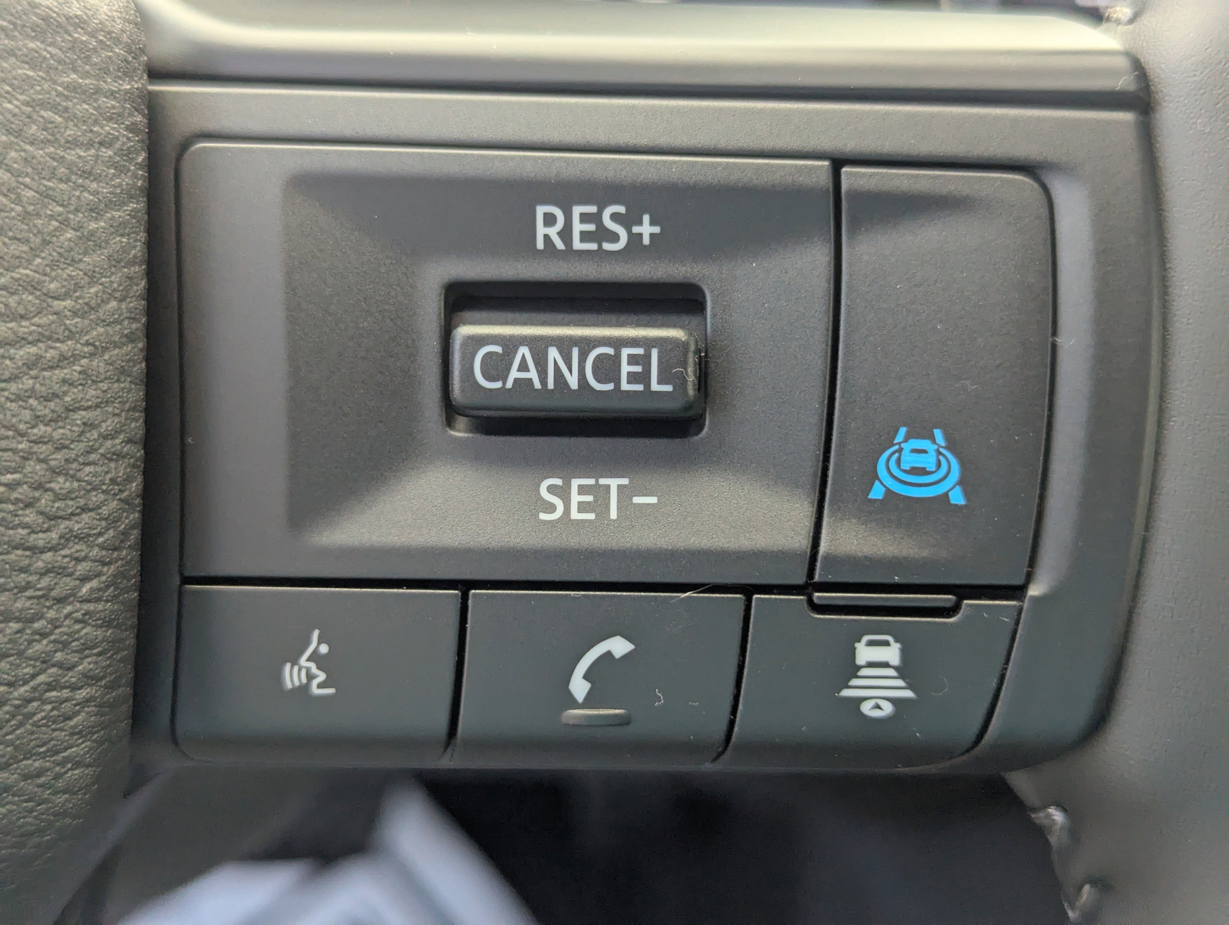 New 2026 Nissan Rogue SV image 21