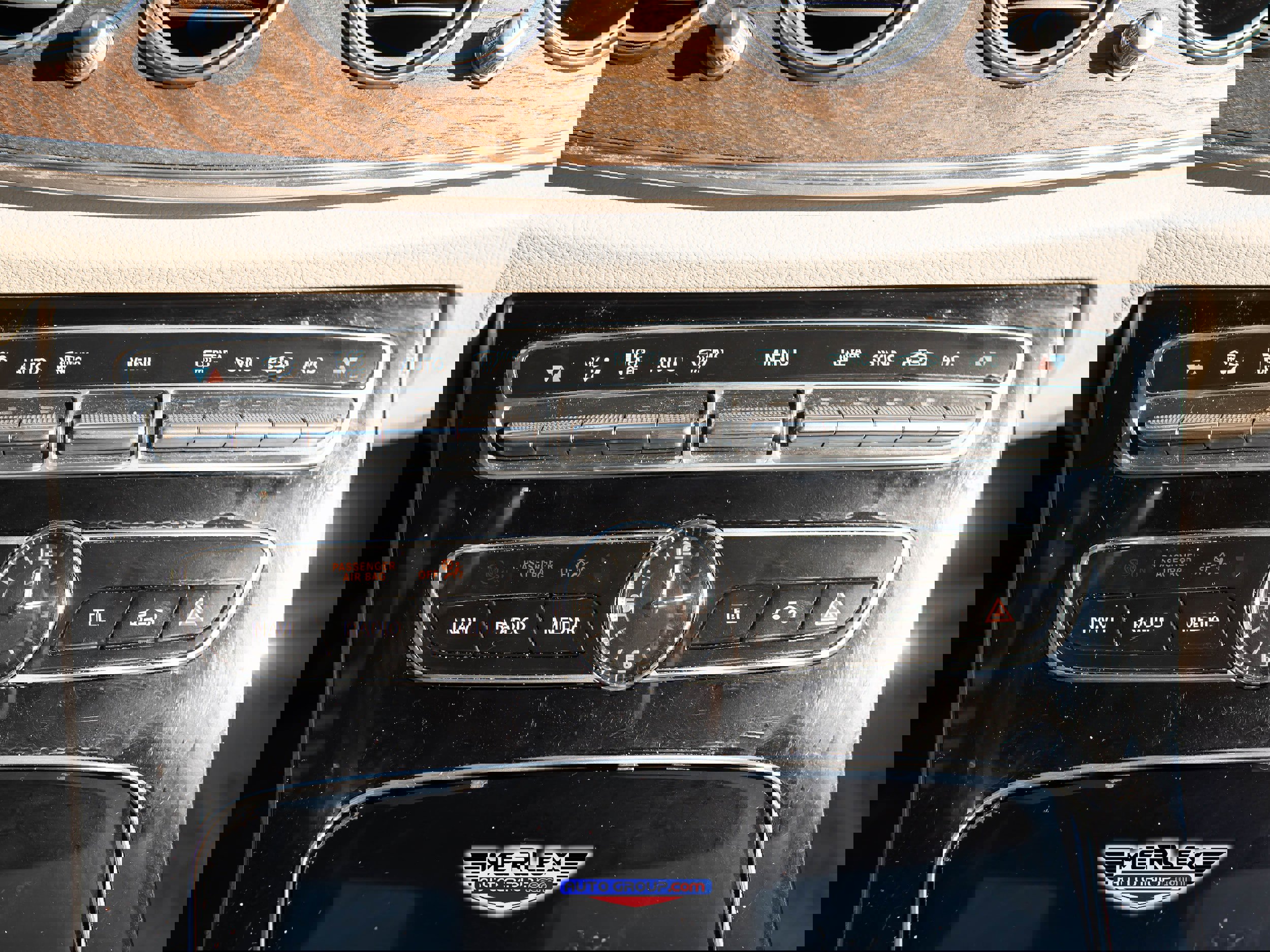 Used 2017 Mercedes-Benz E 300 image 31