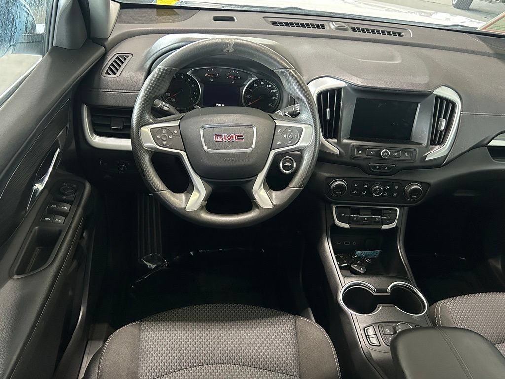 Used 2023 GMC Terrain SLE w/ Driver Convenience Package FWD image 10