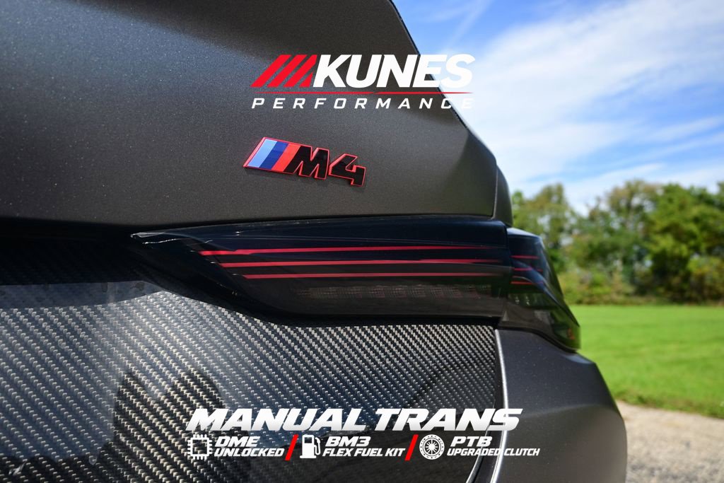 Used 2021 BMW M4 Coupe RWD image 15