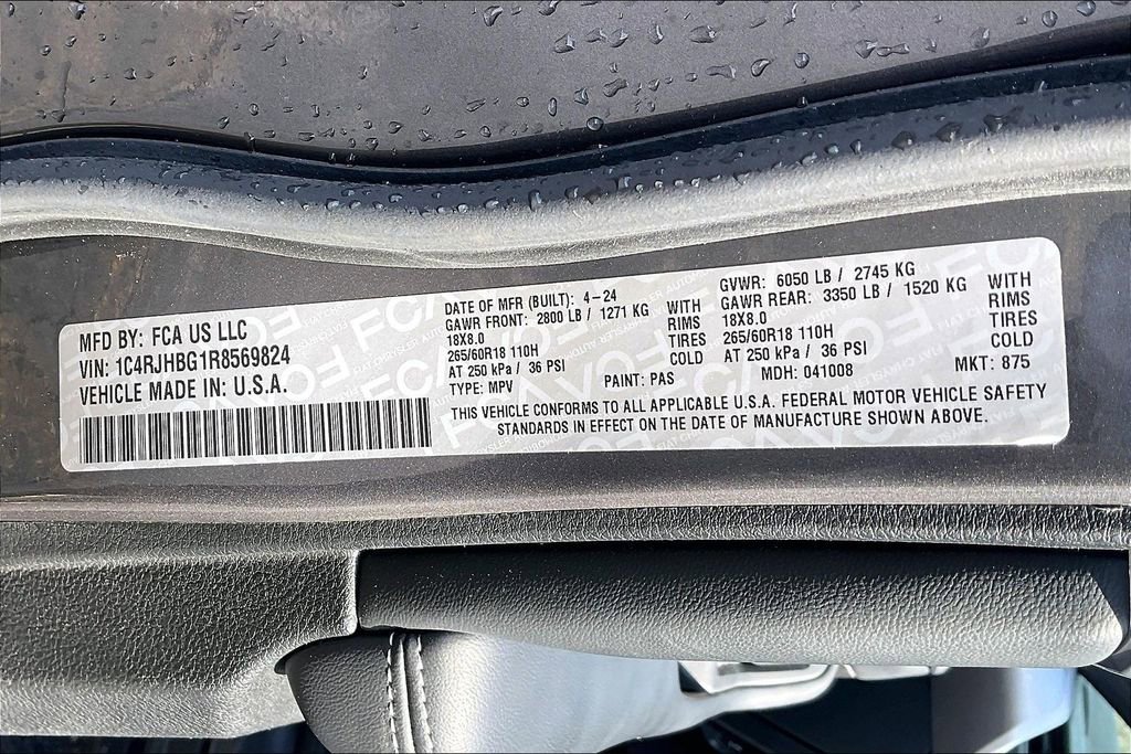 Used 2024 Jeep Grand Cherokee Limited image 22