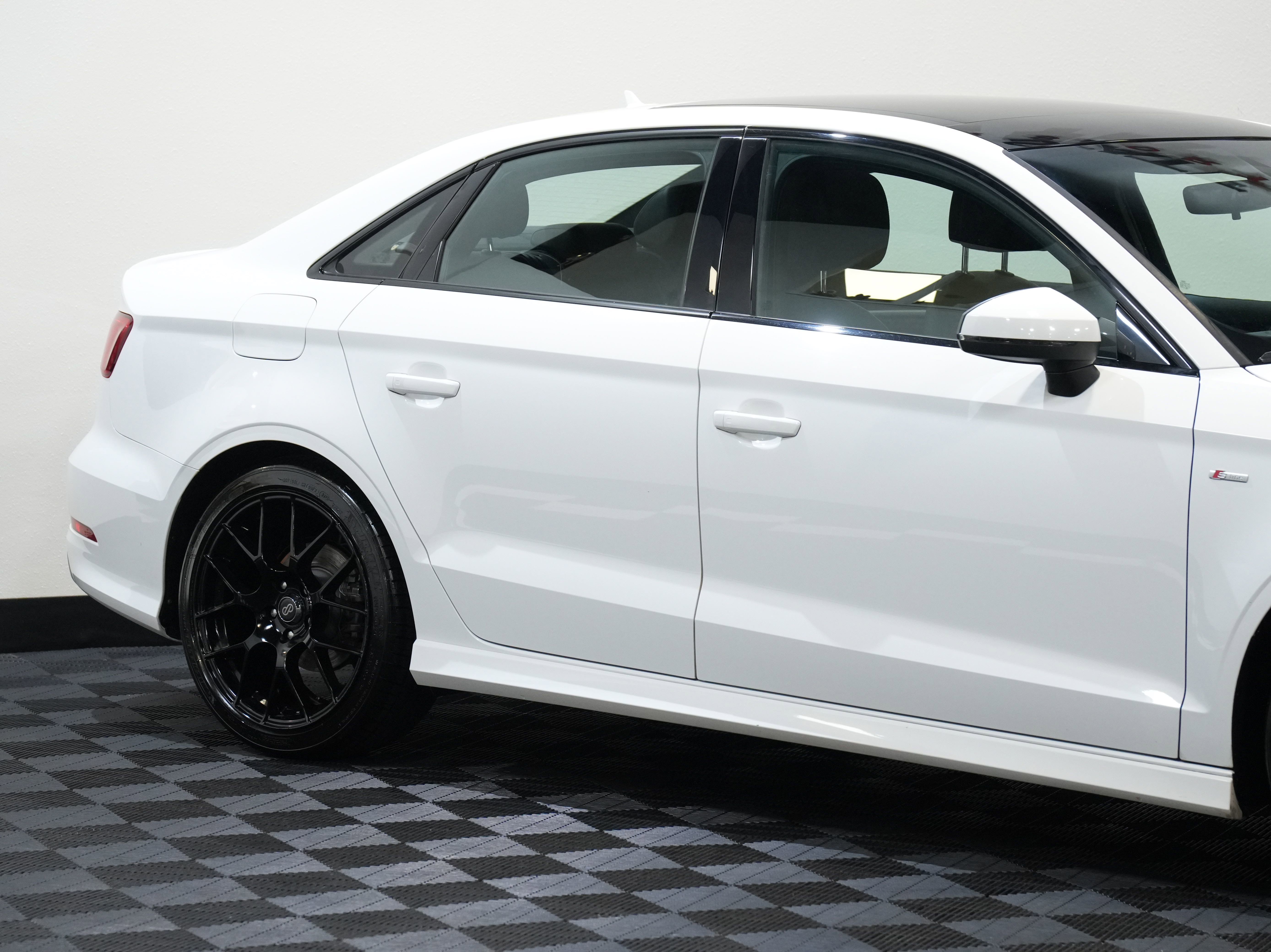 Used 2016 Audi A3 2.0T Premium image 14