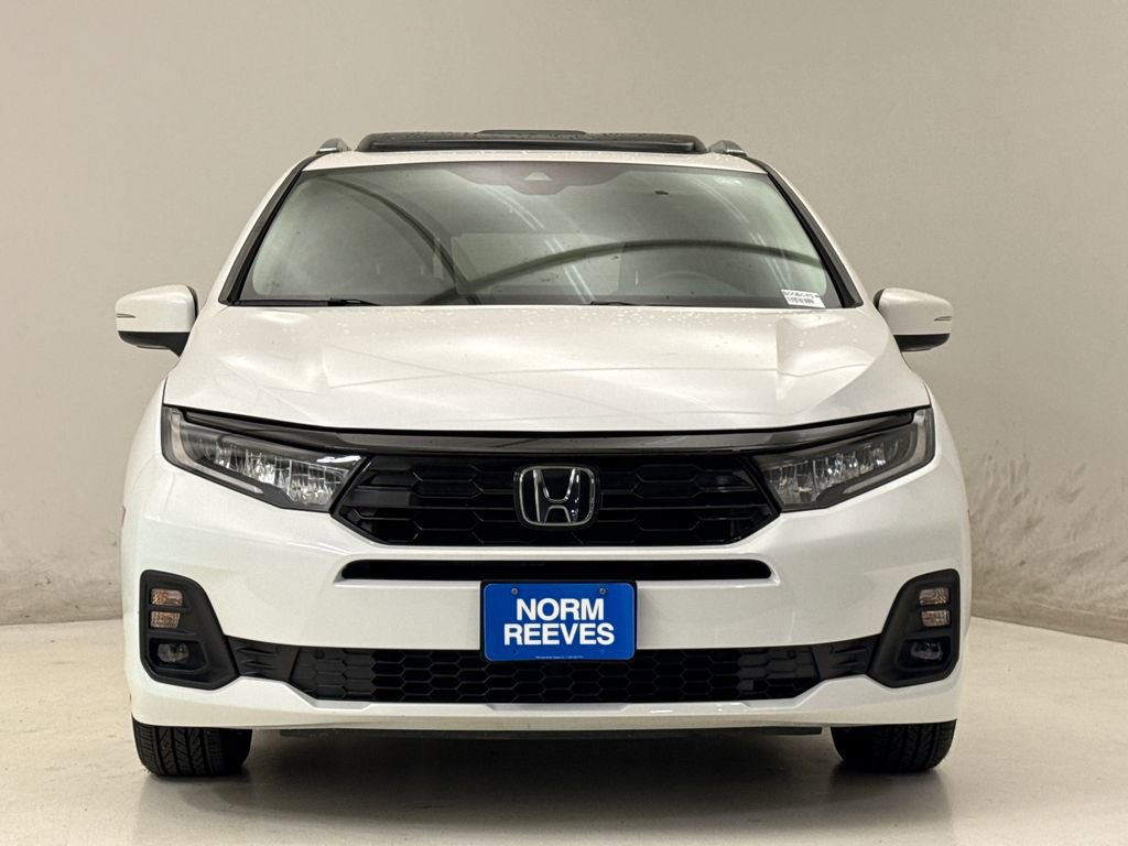 Certified 2025 Honda Odyssey Touring image 3