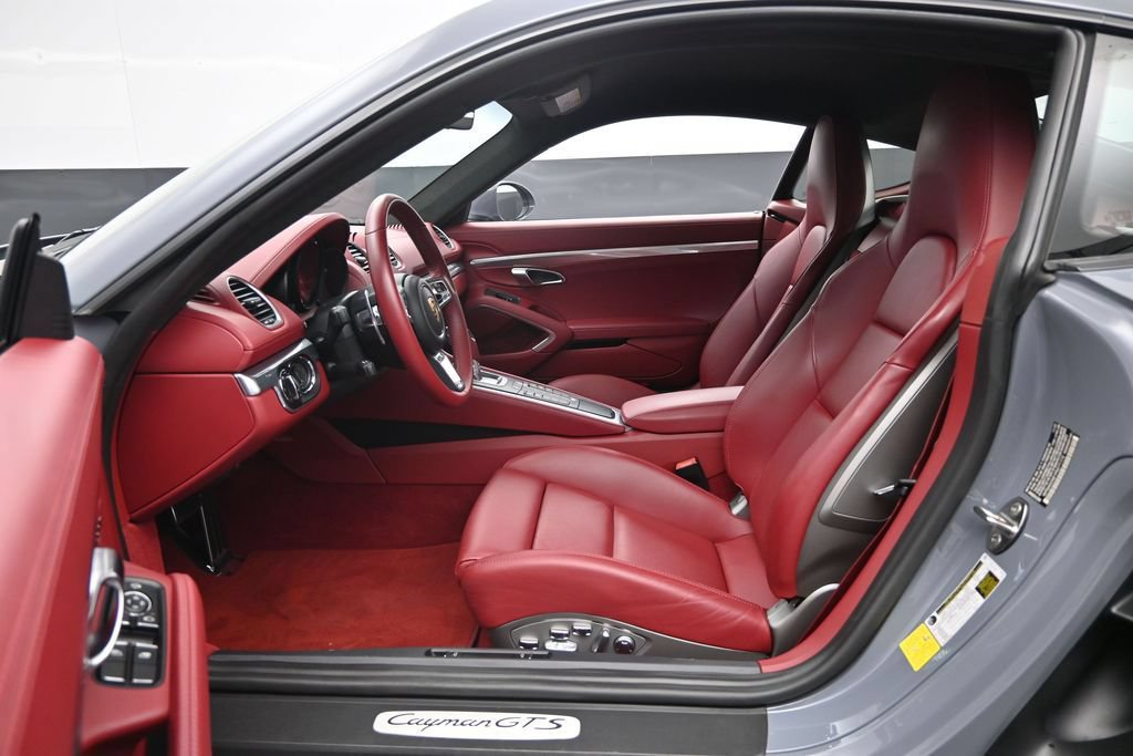 Used 2023 Porsche 718 Cayman GTS RWD image 22