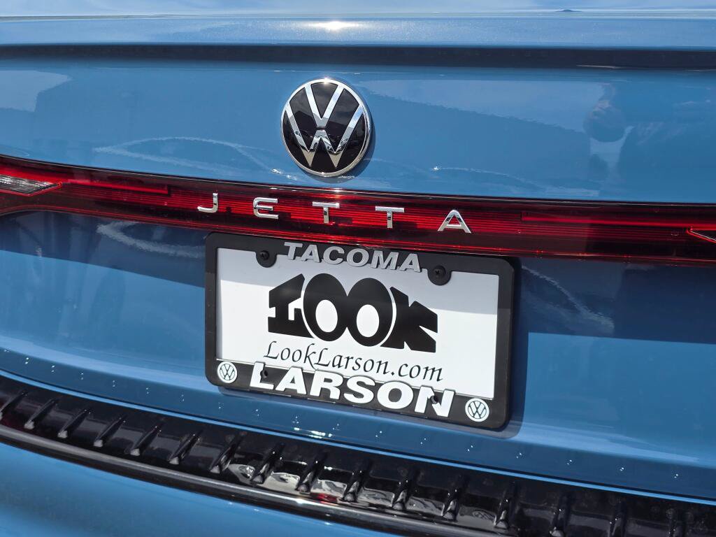 New 2026 Volkswagen Jetta SE FWD image 14