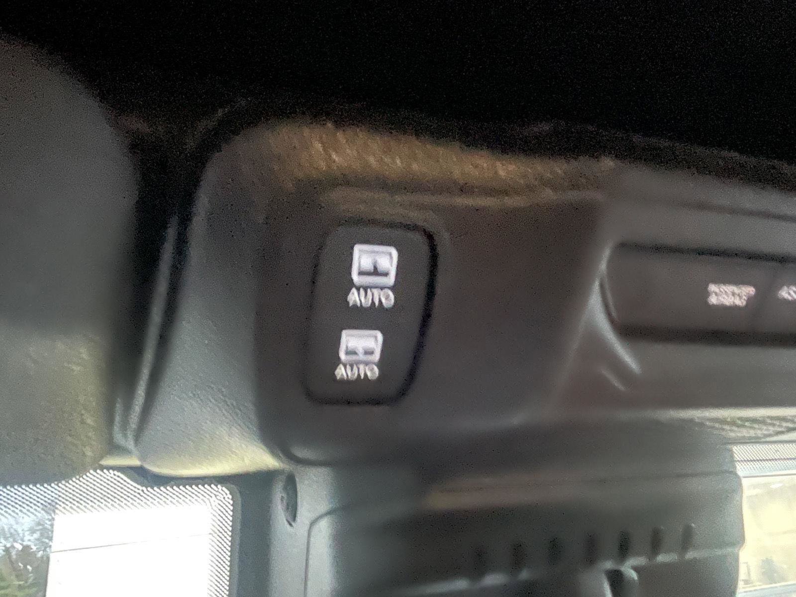 Used 2024 Jeep Wrangler Unlimited Rubicon 392 image 9