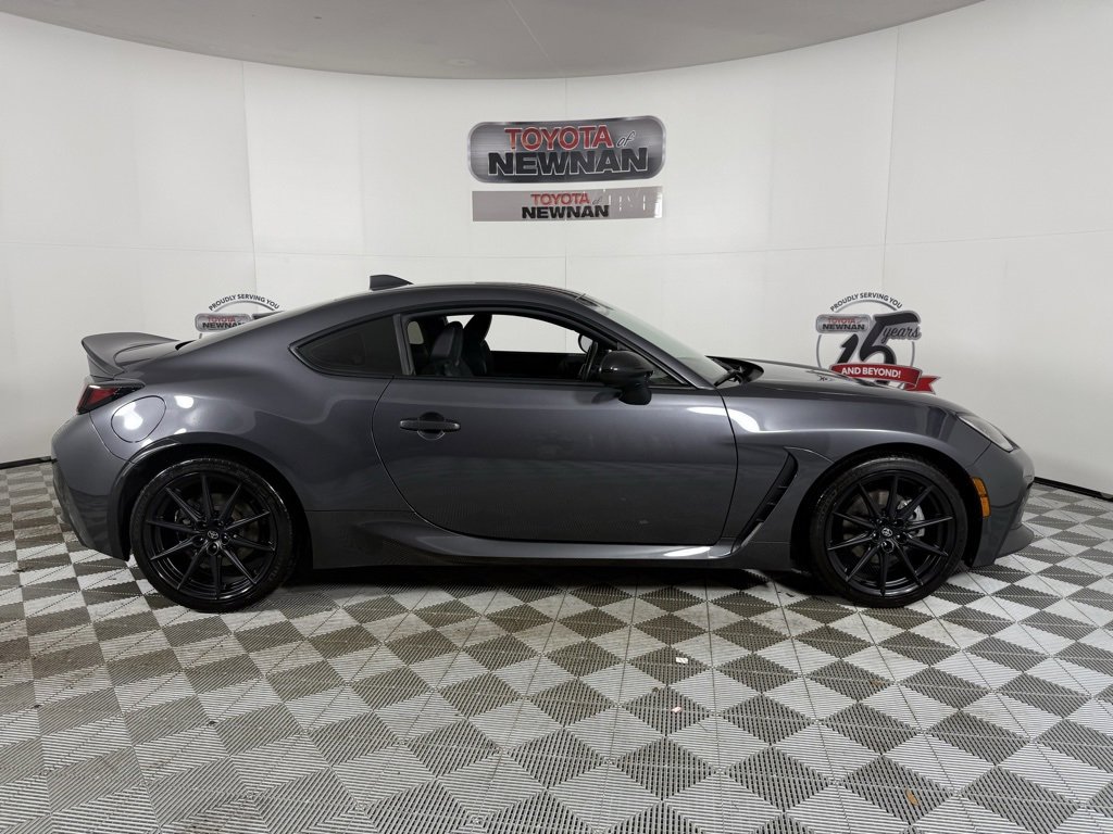 Used 2023 Toyota GR86 Premium w/ ALL Weather Mat Package (TMS) image 14