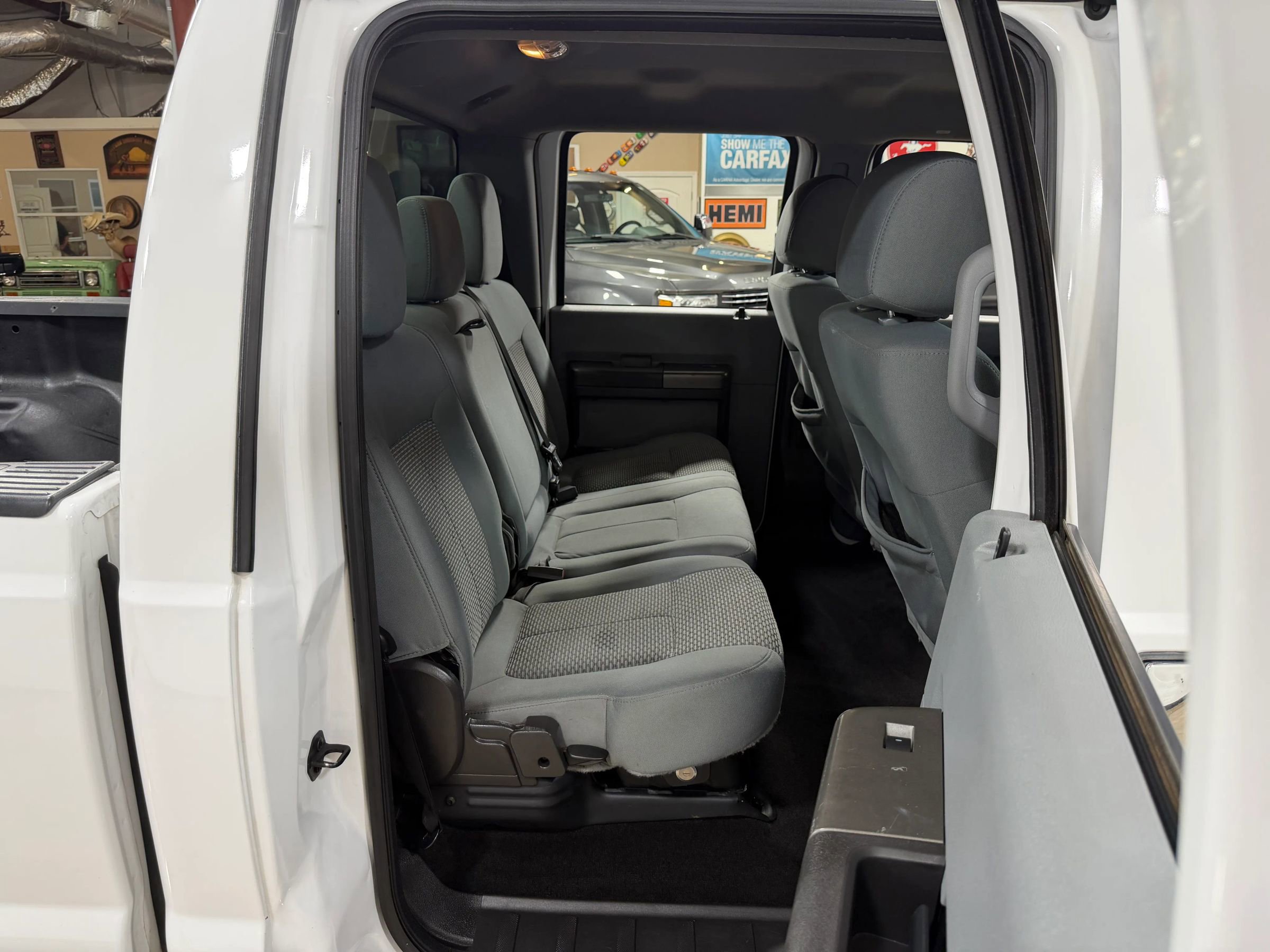 Used 2015 Ford F350 XLT AWD/4WD image 18