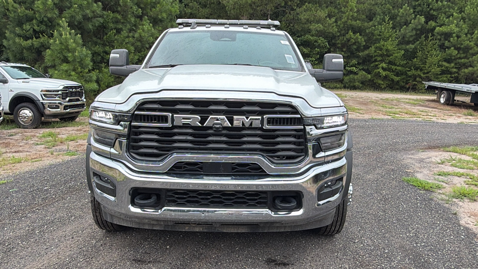 New 2025 RAM 5500 Tradesman RWD image 3