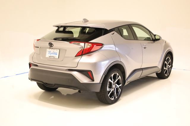 Used 2020 Toyota C-HR XLE FWD image 6