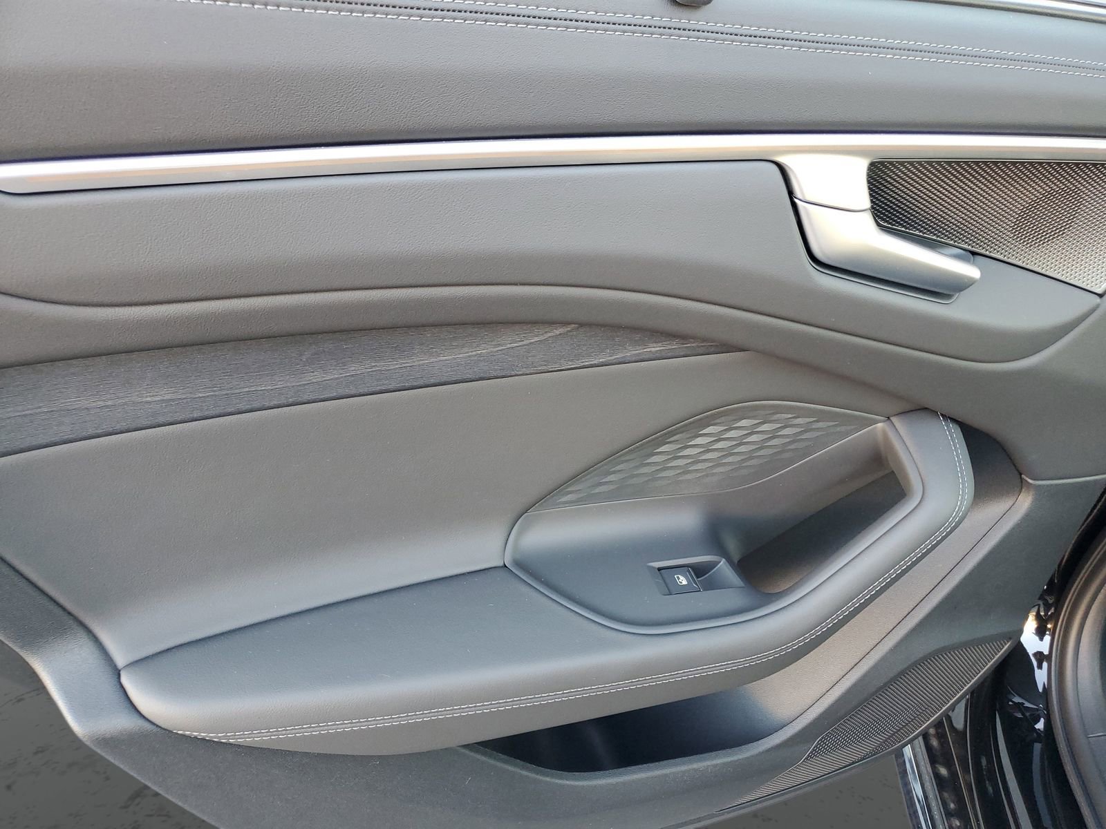 New 2026 Audi A6 Premium Plus image 17