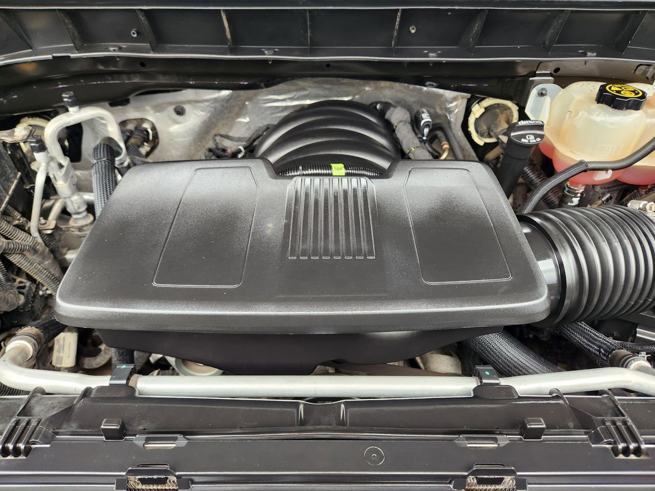 Used 2020 Chevrolet Silverado 1500 Custom w/ Custom Value Package image 29