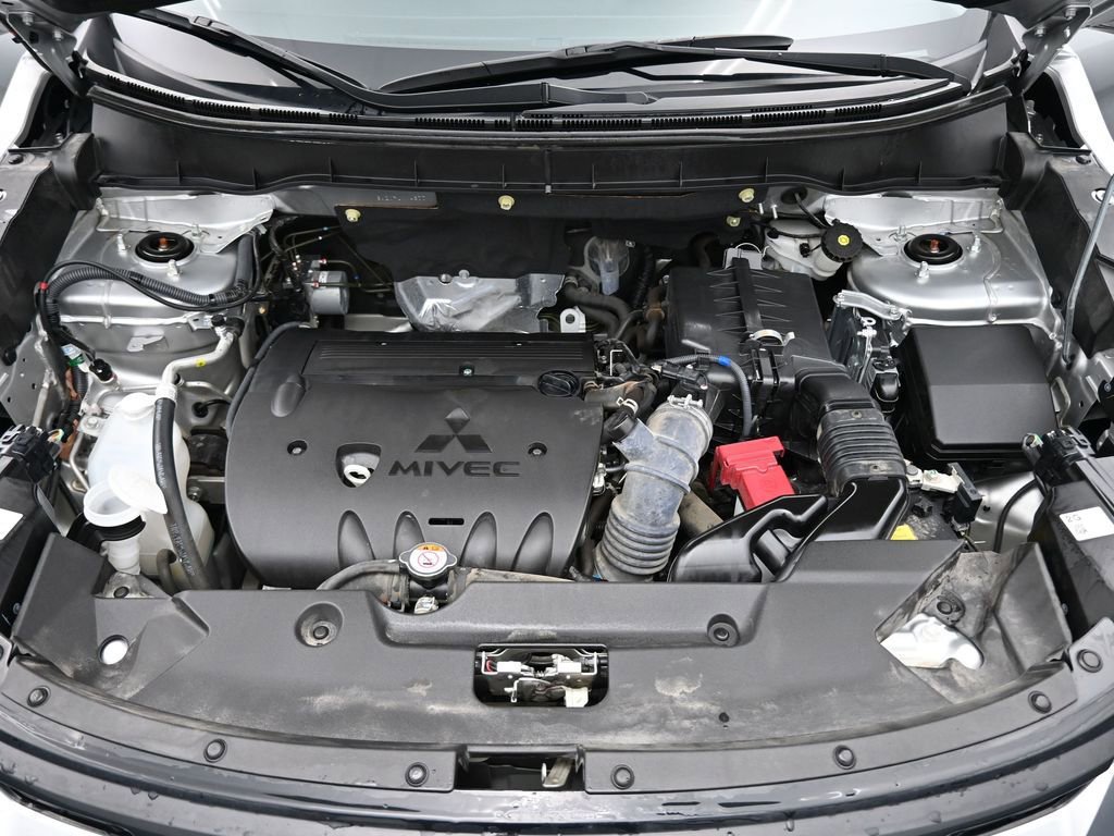 Used 2024 Mitsubishi Outlander Sport SE image 15