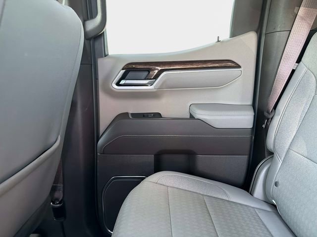 Used 2023 GMC Sierra 1500 SLE RWD image 14